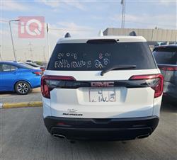 GMC Acadia